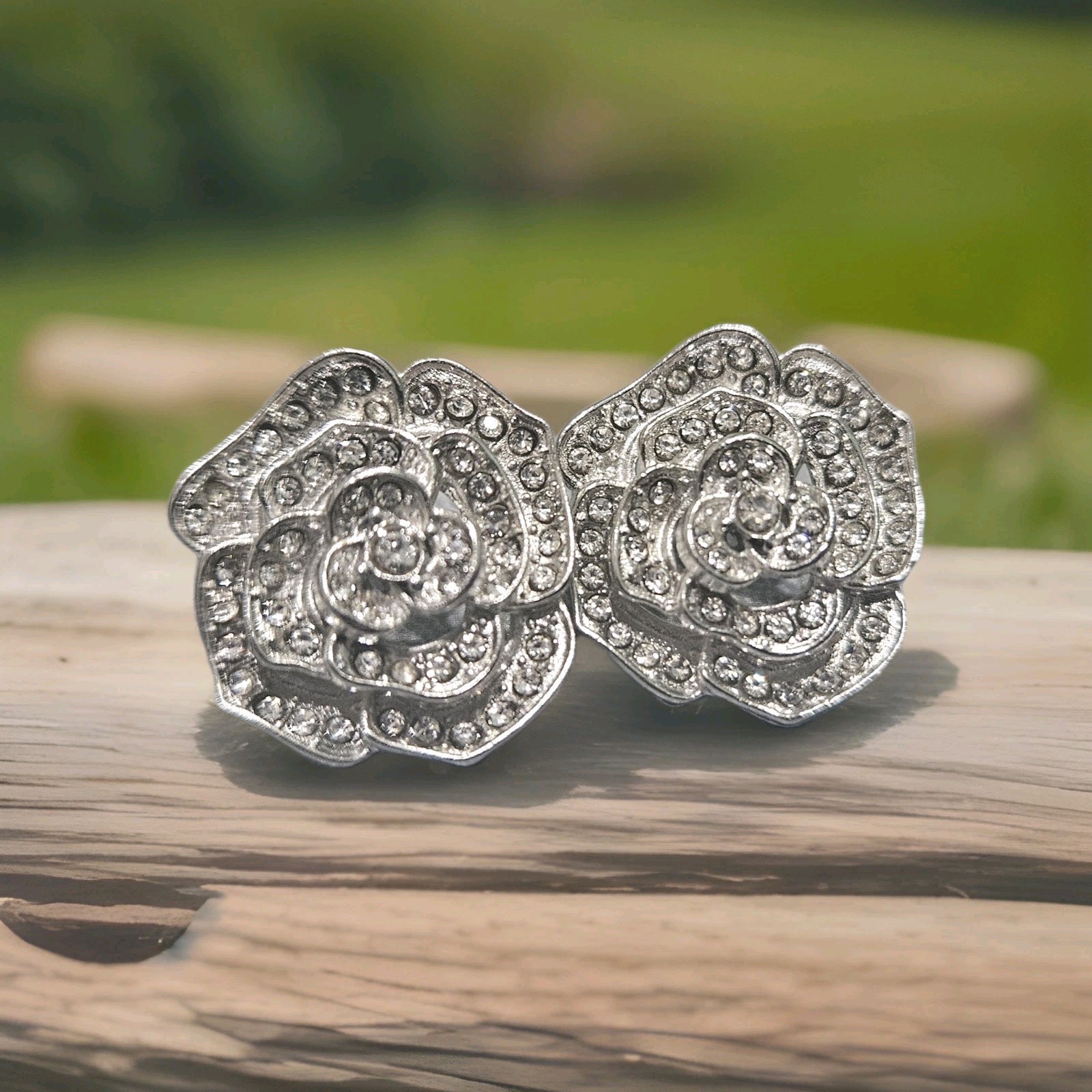 Silvery Rose Shaped Stud Earrings with White Synthetic Zircon Stones