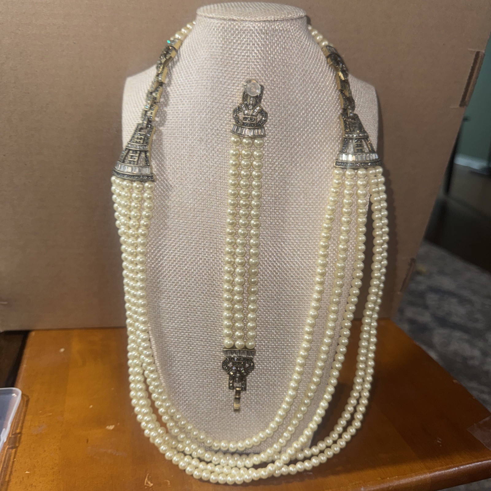 Heidi Daus 5 Strand Faux Pearl Art Deco Convertible Necklace & 2 Bracelet Set
