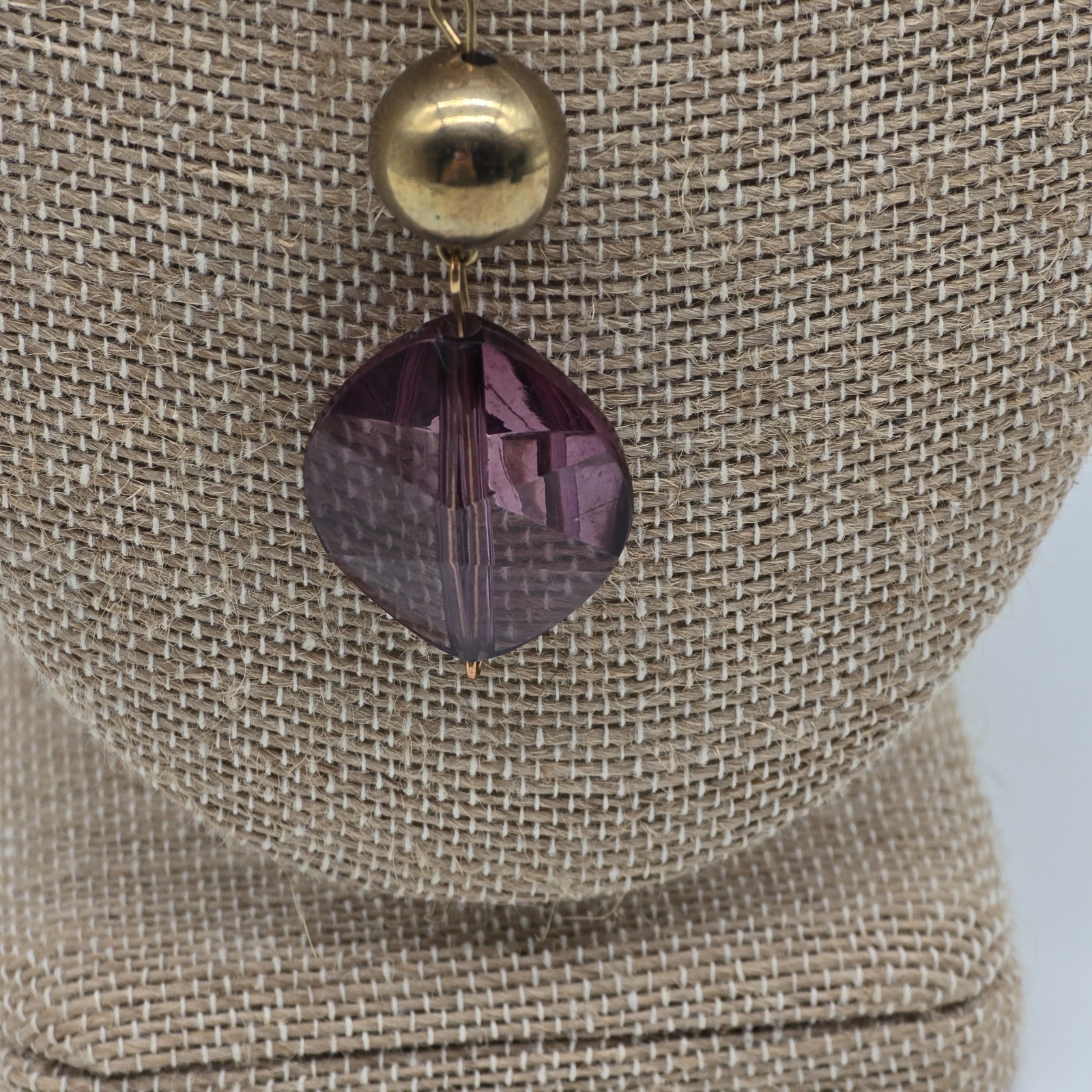 Purple Faceted Geometric Beaded Single Strand 36″ Necklace Gold Tone Chain Beads
