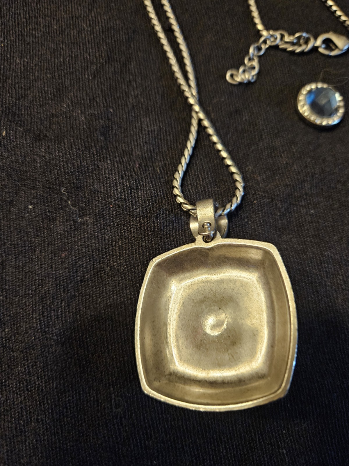 Grace Adele Silver Tone Magnetic Pendant Necklace with 6 Interchangeable Gems