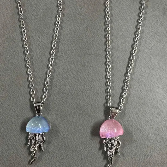 Blue Pink Jellyfish Pendant Necklace Women Y2K Charm Mood Tracker Gift