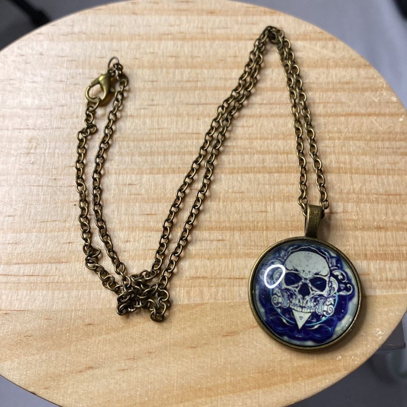 Gothic Skull Pendant Necklace Antique Bronze Chain Dark Fantasy Halloween 18in