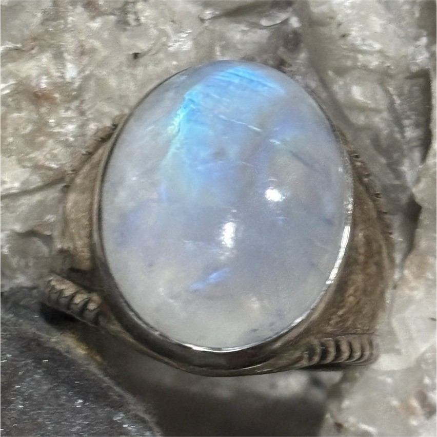 925 Sterling Silver Oval White Moonstone Cabochon Bezel Ring Size 12.5