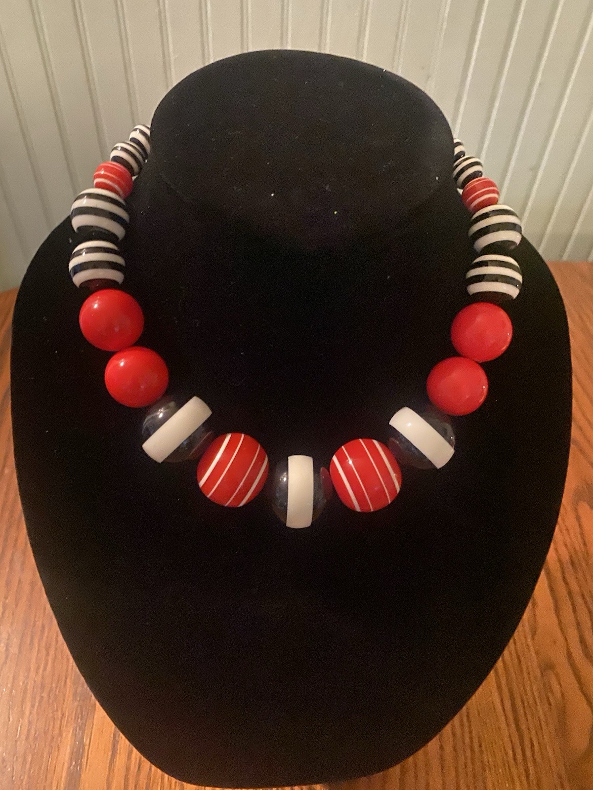VTG Gymboree Red, Black &White Stripe Chunky Statement Bead Necklace-17″ L