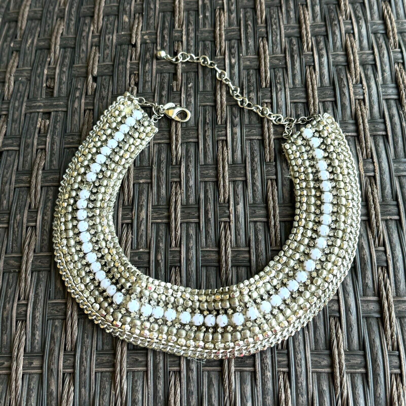 Chico’s Silvertone White Metal Plastic Stones Adjustable Chocker Collar Necklace