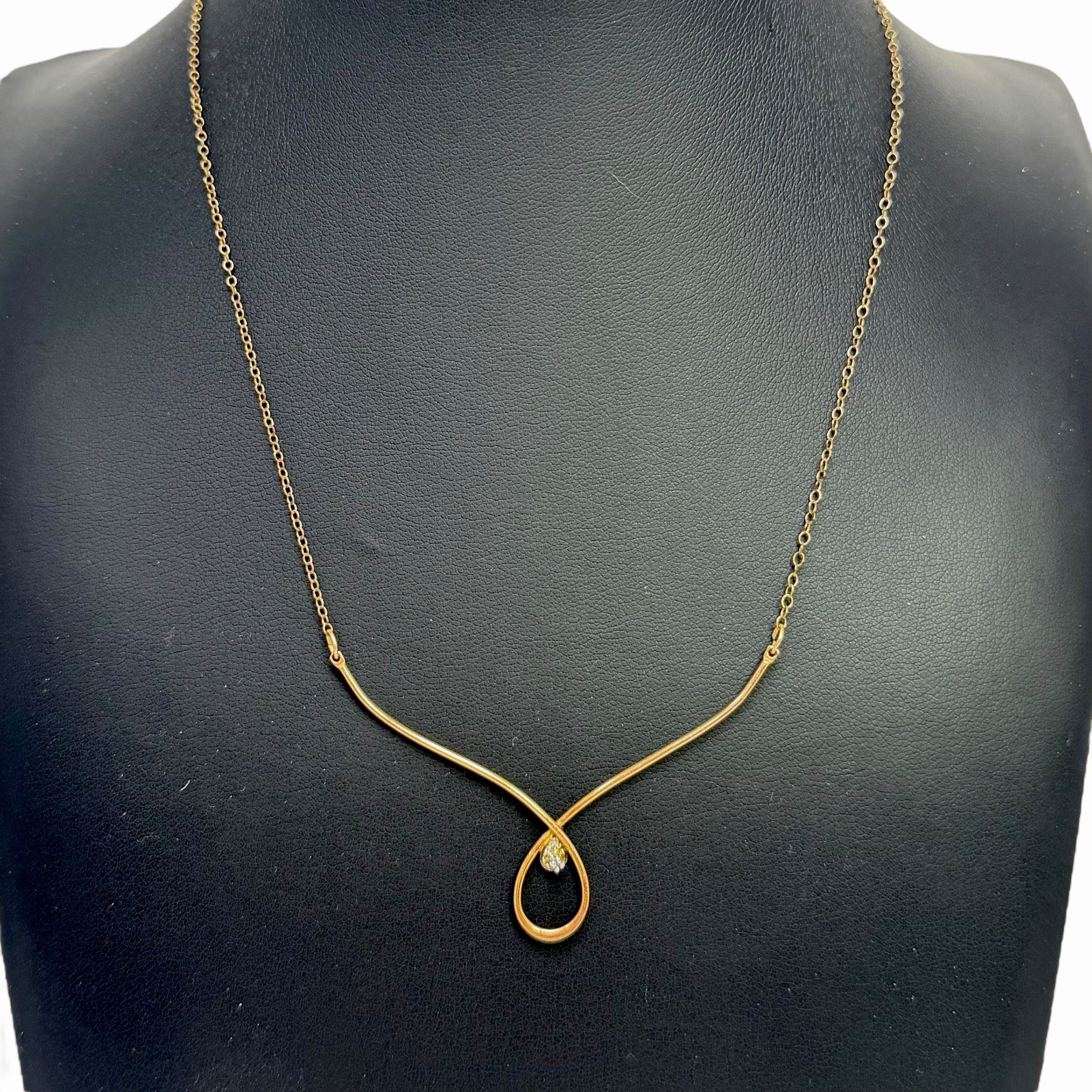 Vintage Avon 1/20 14K GF Fixed Swoop Teardrop Pendant Necklace With Tiny Diamond
