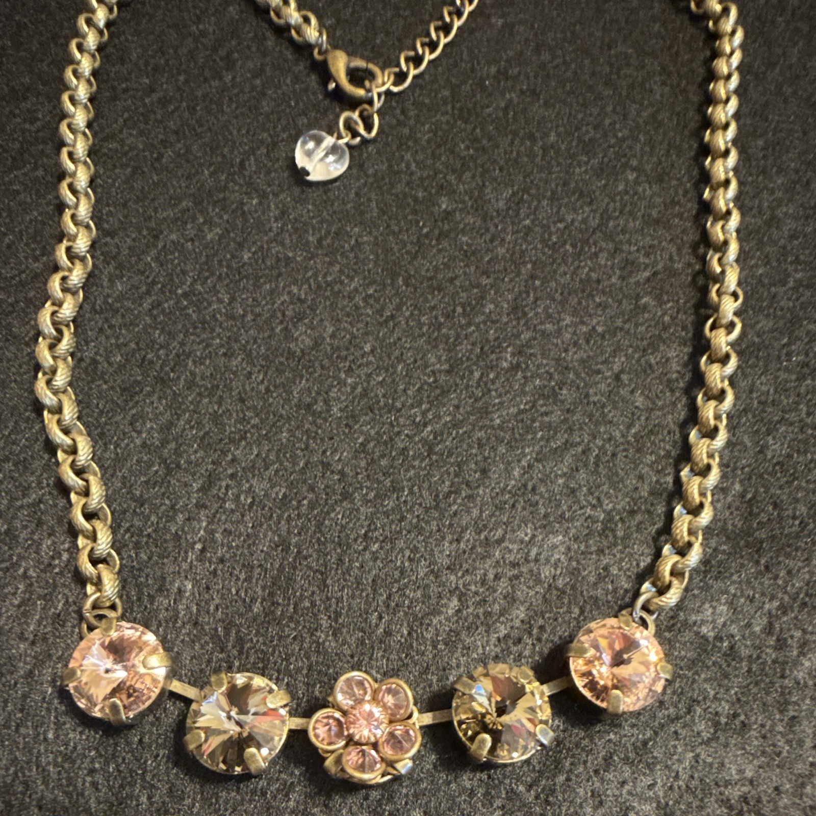 Sabika necklace round cut peach Austrian crystals with flower shape center stone