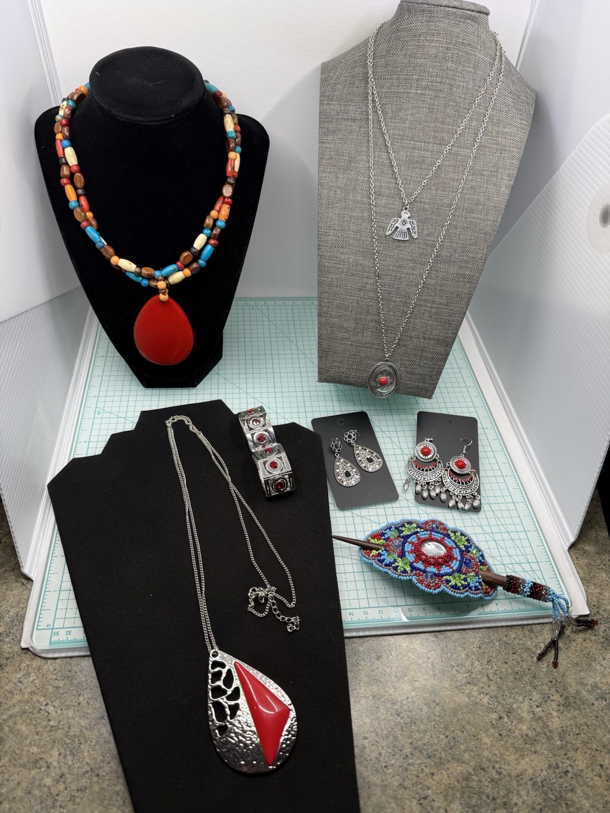 RED Mixed Lot Beach Beauty Vacation Fall Festival Necklaces Earrings Bracelet