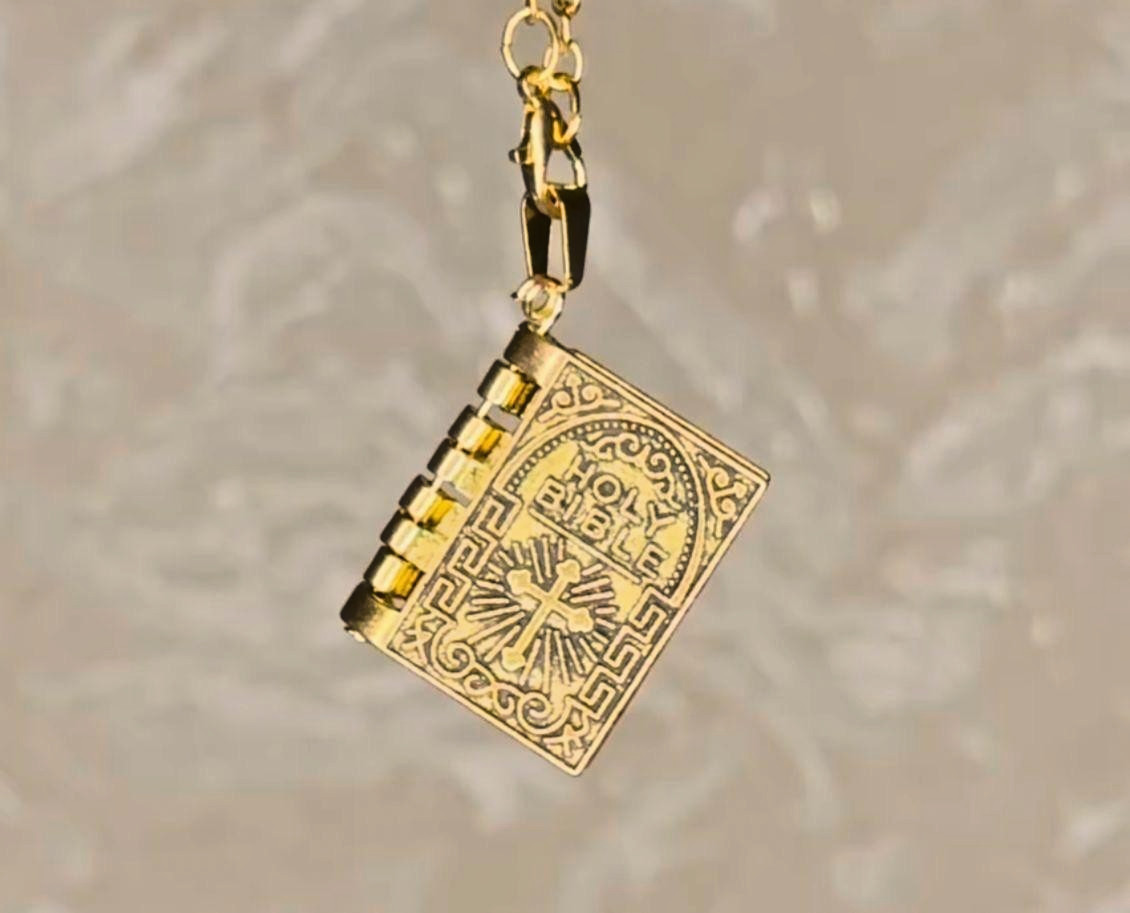 christian necklace,jewellery