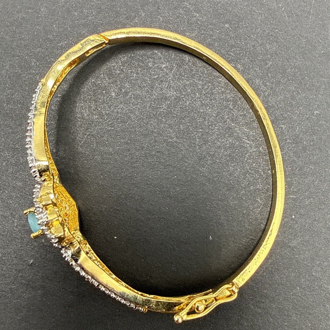 Claddagh Gold Tone Hinge Cuff Bracelet Gold Tone Rhinestone 6.5” C61