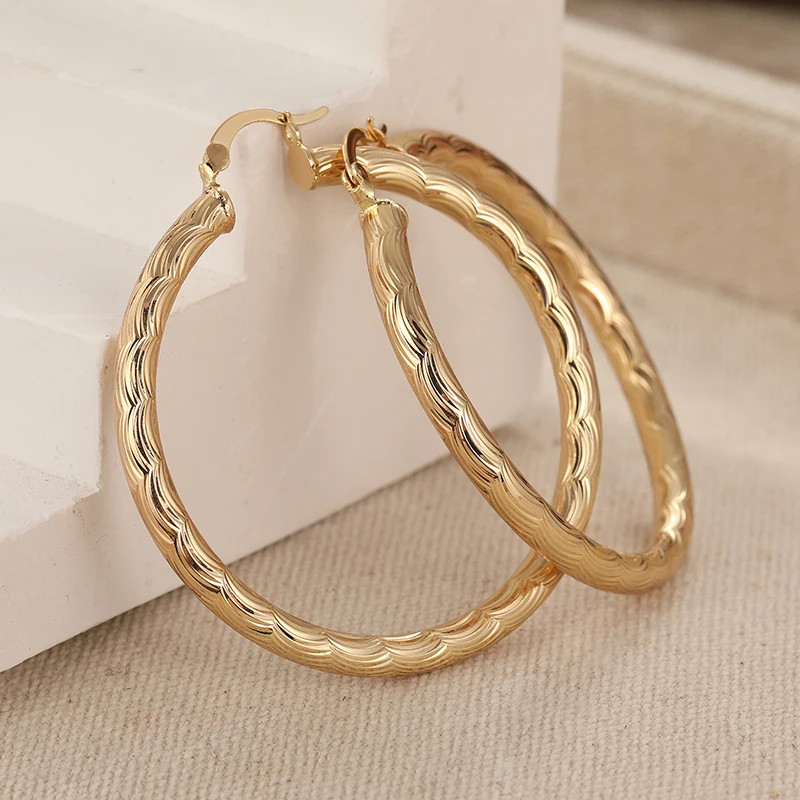 Vintage Concise Design Textured Golden Plated Circle Hoop Earrings for