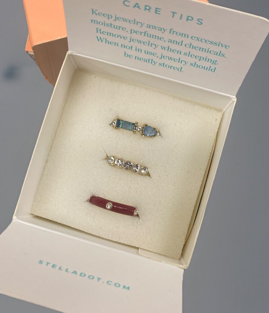 Stella & Dot ENAMELED 3 RING SET Gold Plated Multi Size 7 See Description