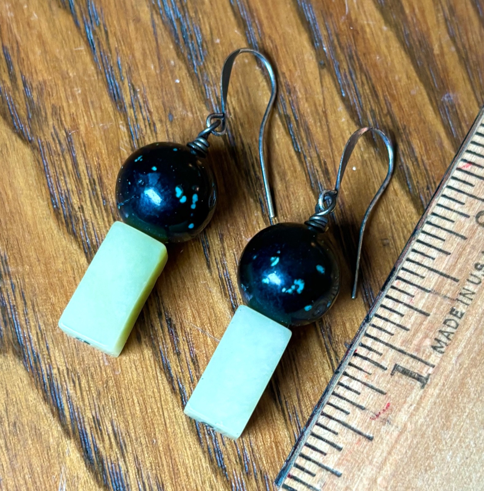 New Wave Black & Green Stone Earrings – Minimalist Memphis Milano Architectural