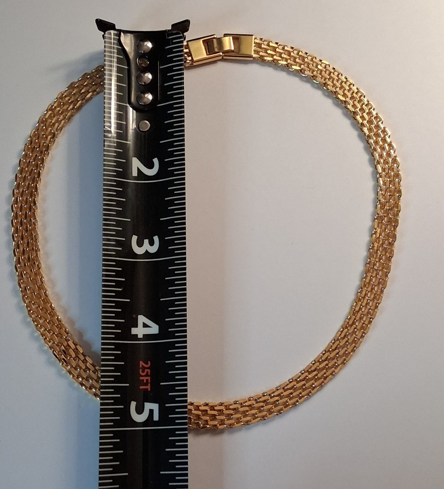 Gold Tone Mesh Chain Choker Necklace Box Clasp No Stone Metal