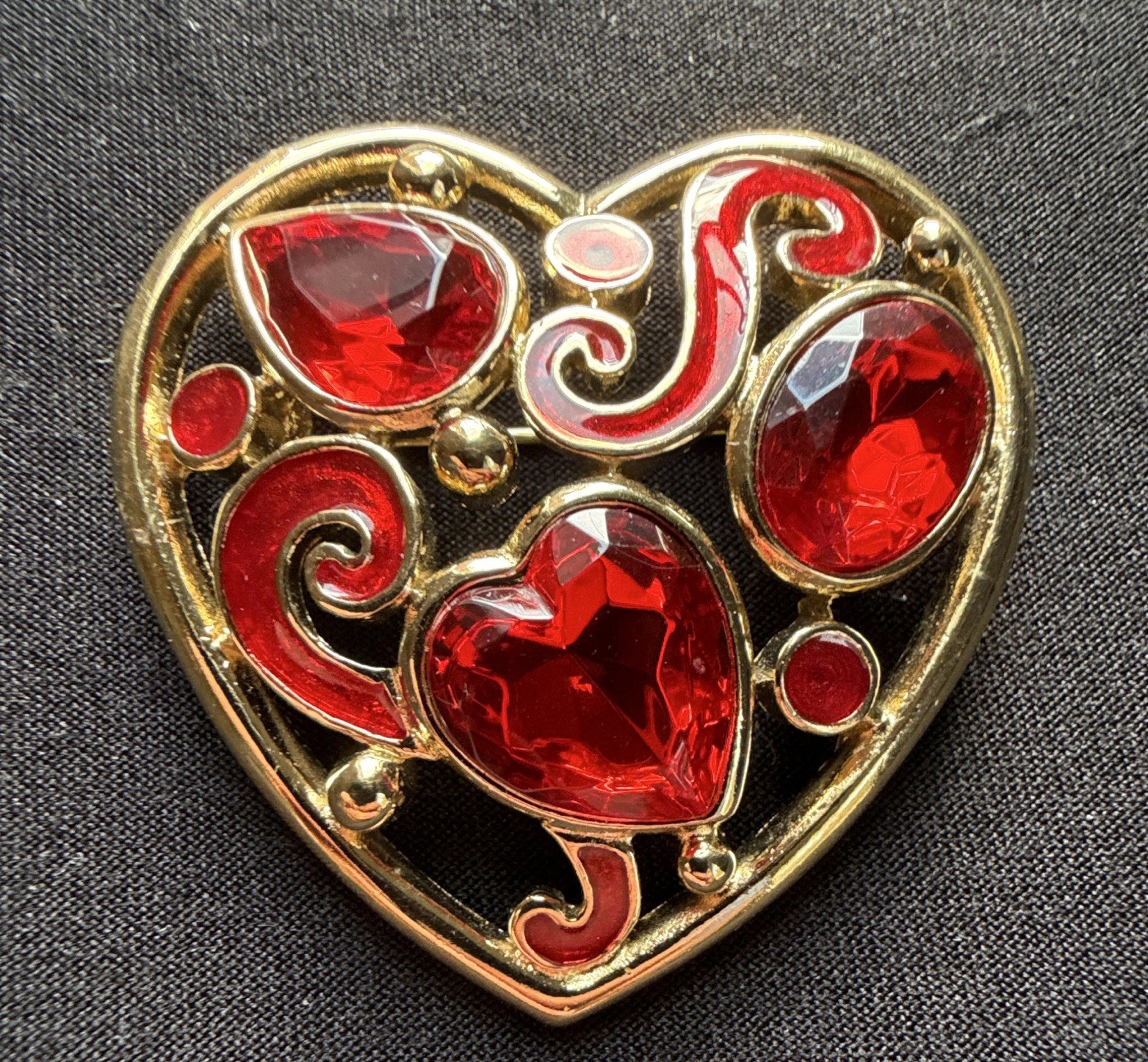 Vintage Trifari Signed Gold Tone Red Enamel Heart Brooch Pin w/ Red Rhinestones