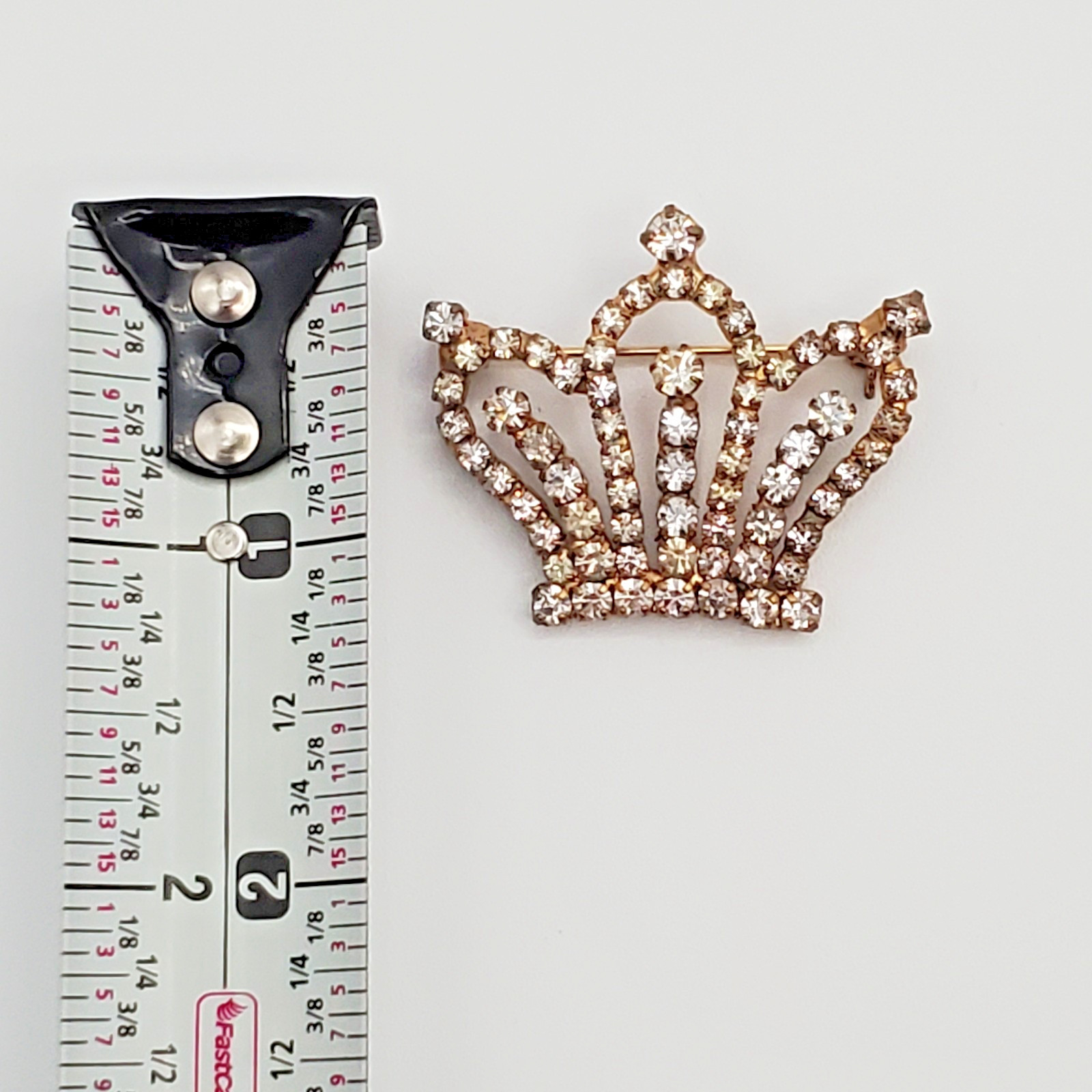 VTG Crown Brooch 1.5in Gold Tone Clear Fiery Crystal Queen Princess Royalty