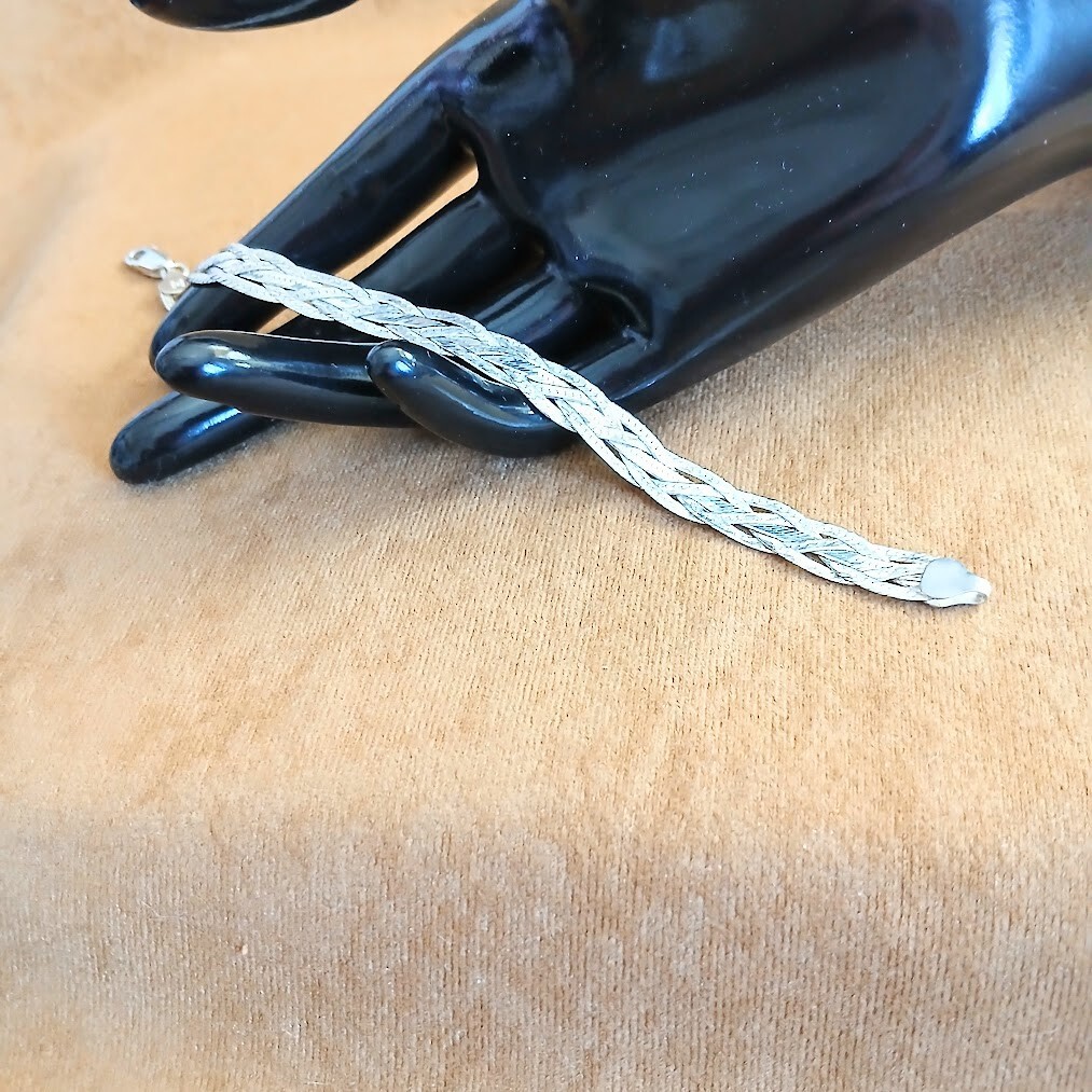 Sterling Silver ~ Woven Herringbone Bracelet Made In Italy ~ 7.5″ x 3/8″ ~ 7.0g