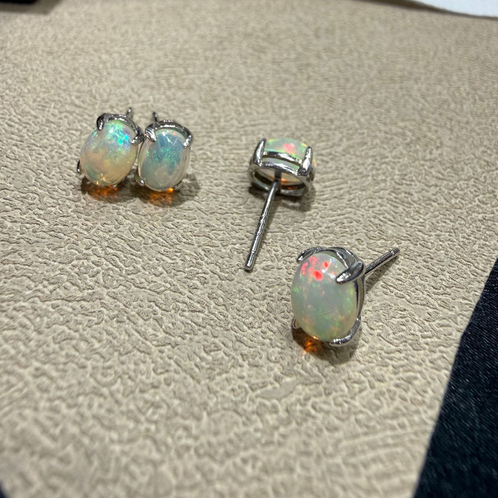 Women Girl Fashion 925 Silver Post Oval Fire Opal Stud Earrings 4x6mm Gift PE19
