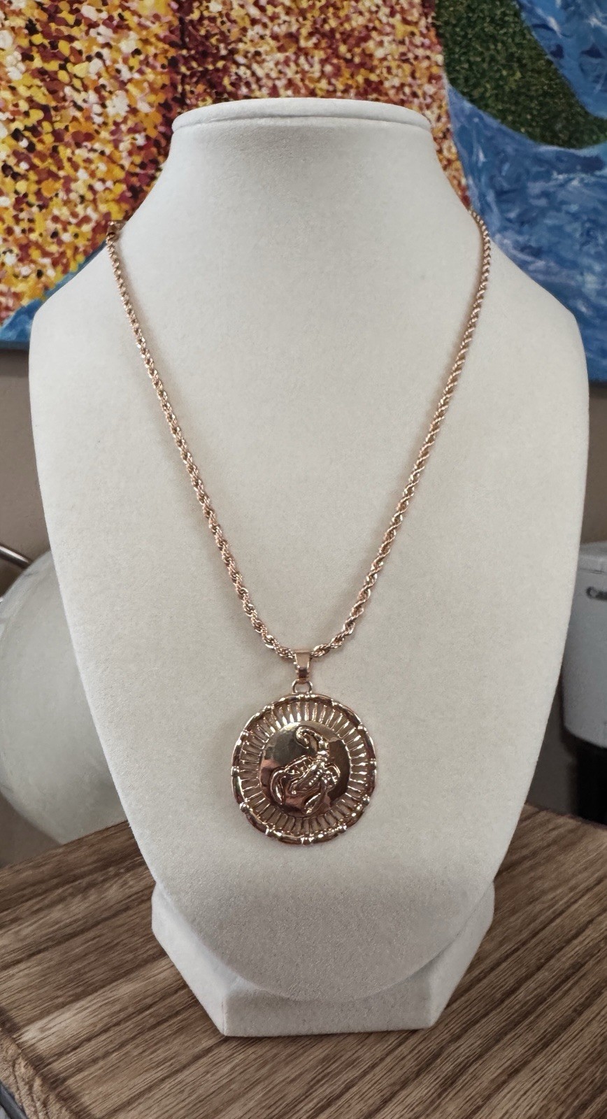 Forever 21 Zodiac Medallion Necklace 16” Chain – Symbol For Scorpio