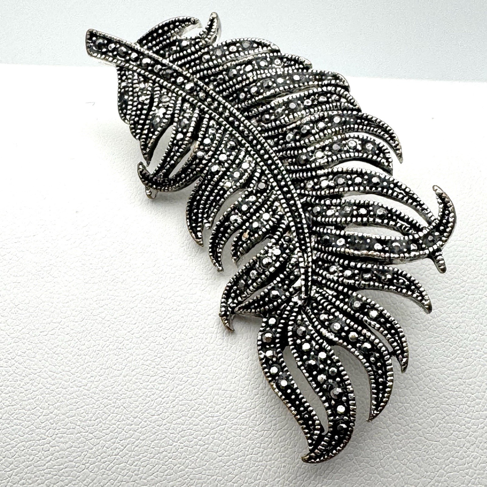Marcasite Bird Feather Wispy Plume Brooch Pin – Some Wear On Pin Bar
