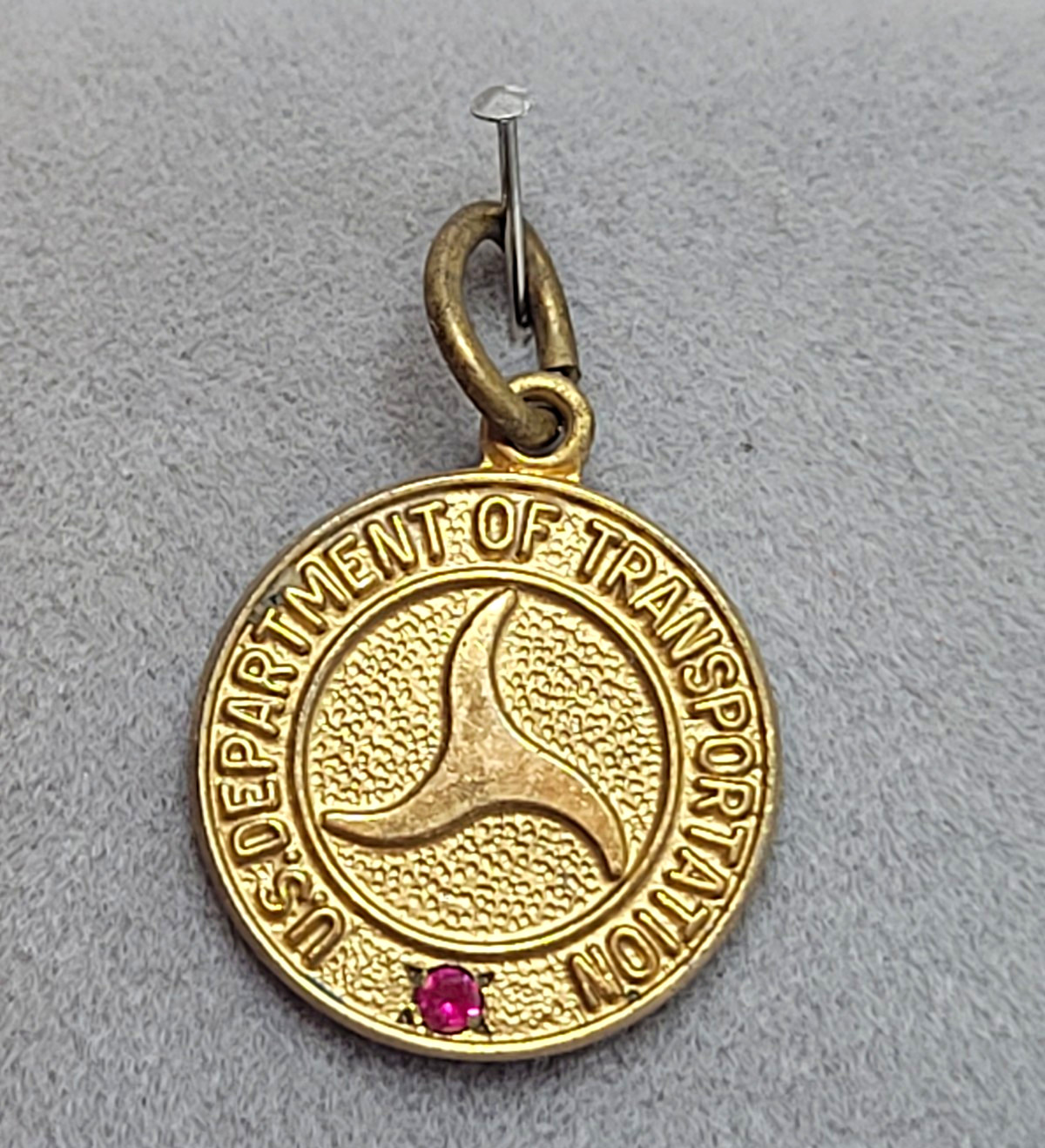 Vintage US Department of Transportation DOT 10-15 Years Service Award Pendant