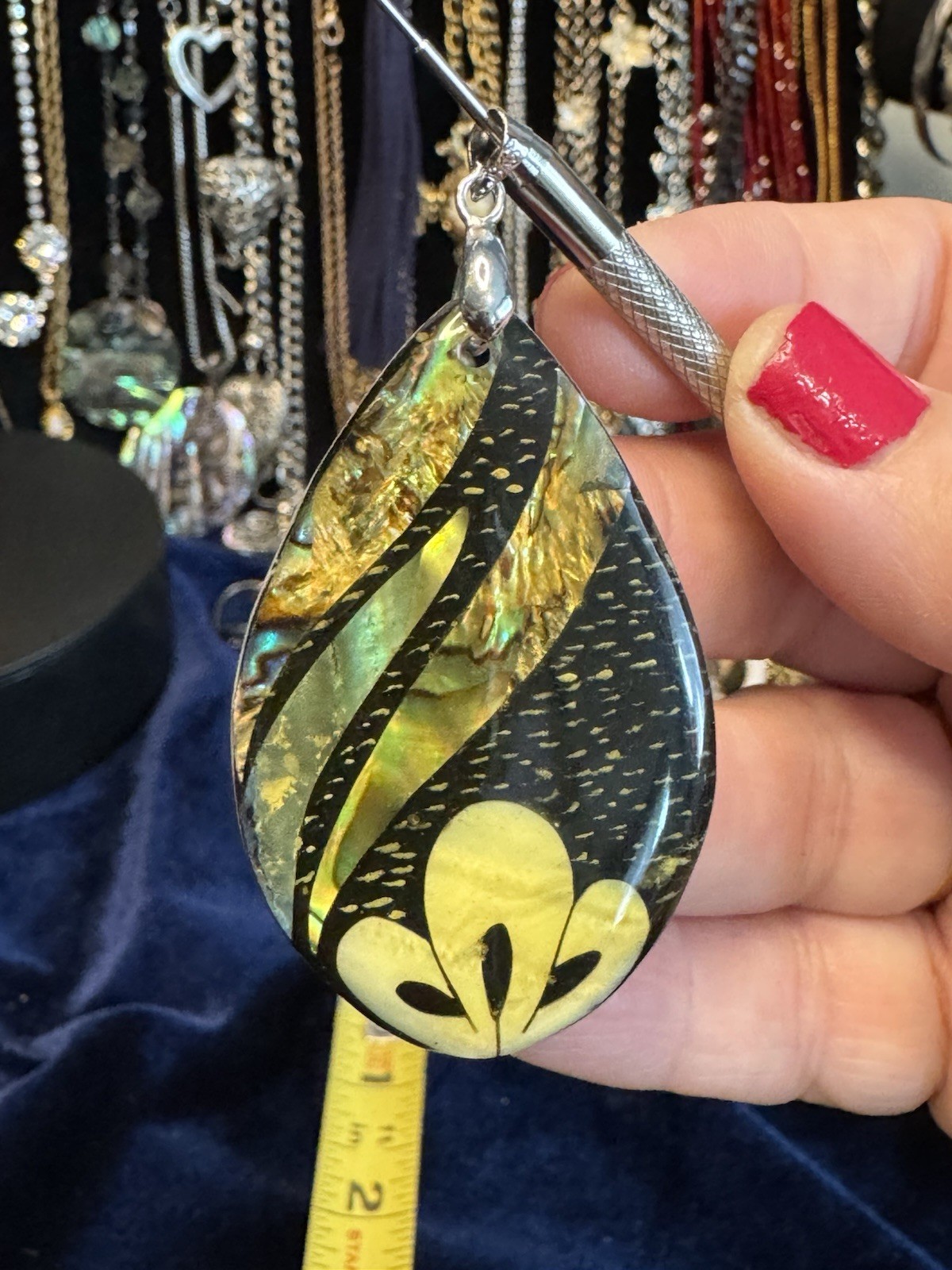 Reversible Abalone Shell Inlay Teardrop Pendant Mother of Pearl Floral 2”