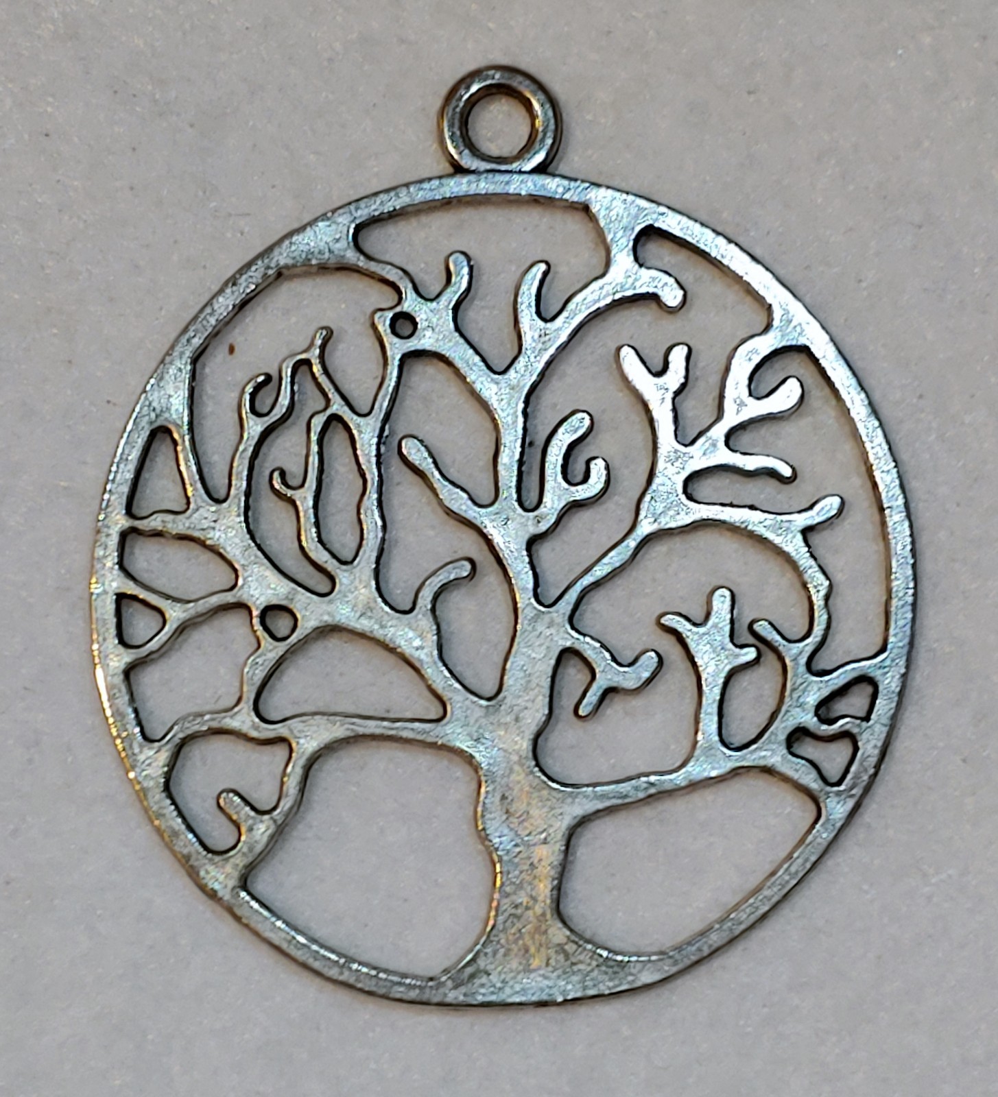 Pendant – TREE OF LIFE – SILVER TONE – 1 5/8 in Dia – PENDANT ONLY