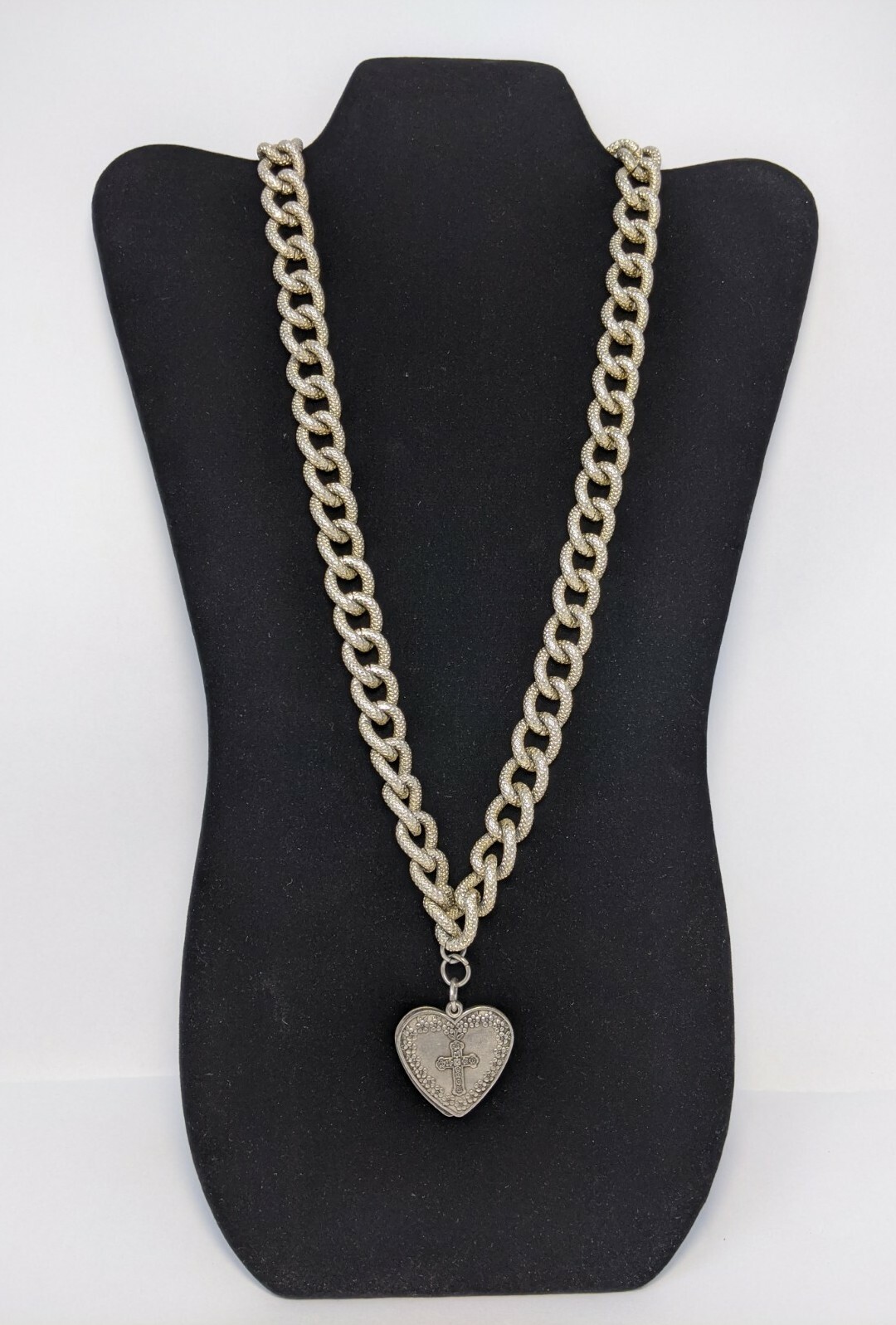Love Never Fails 1 Corinthians Heart Necklace with Thick Chain
