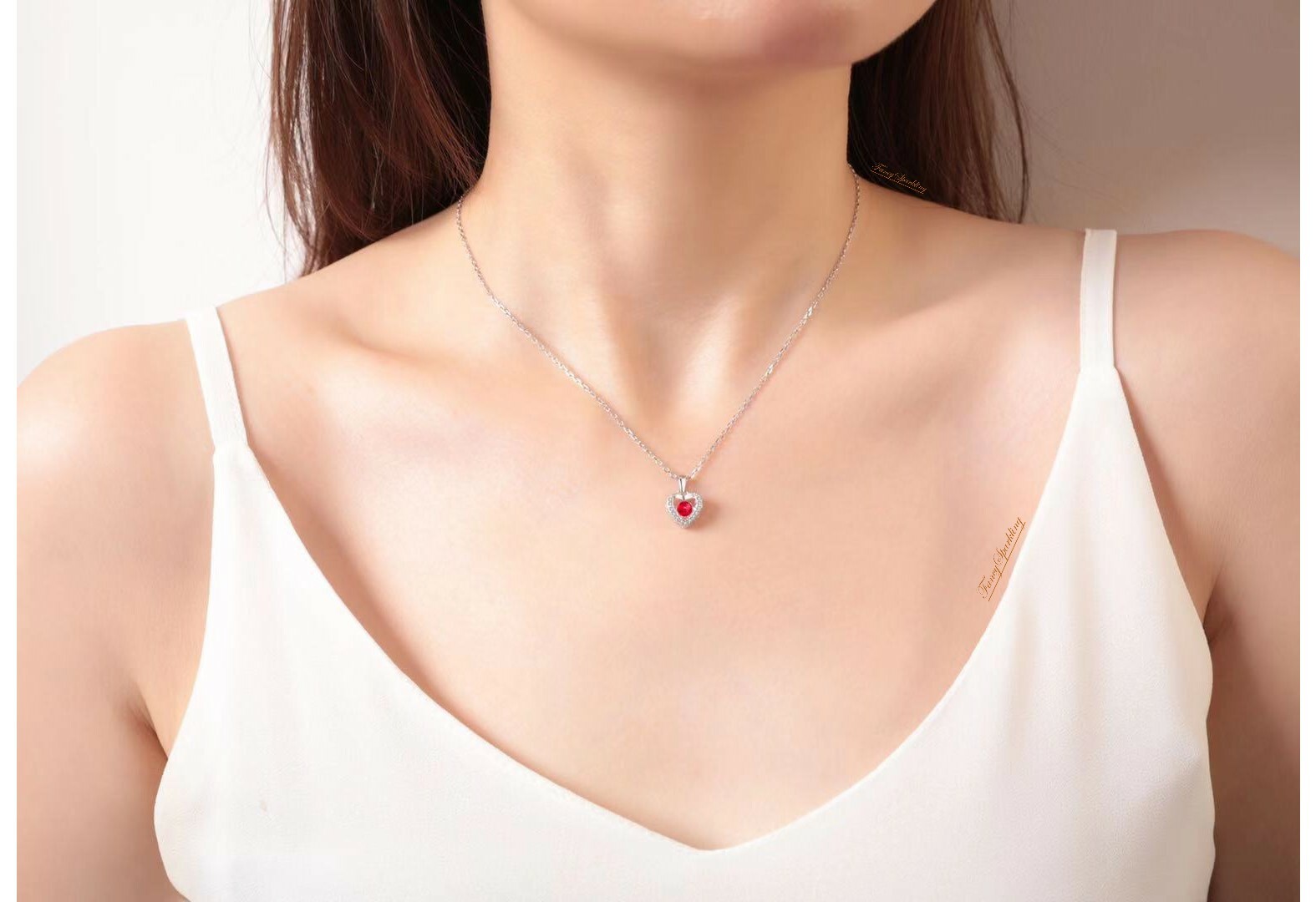 1 Ct Women’s Heart Pendant Necklace Chain Dancing Stone Solid Silver