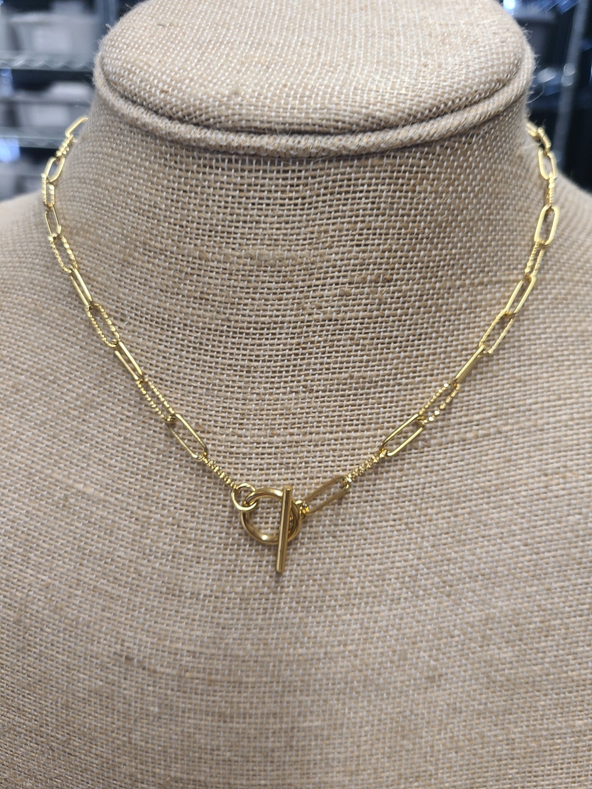 Atolea 18K Gold Plated Paperclip Toggle Choker 17″