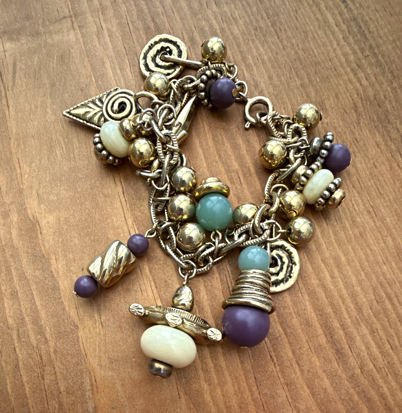 Silver Tone Cable Chain Toggle Charm Bracelet Dangle Beads Purple Blue White