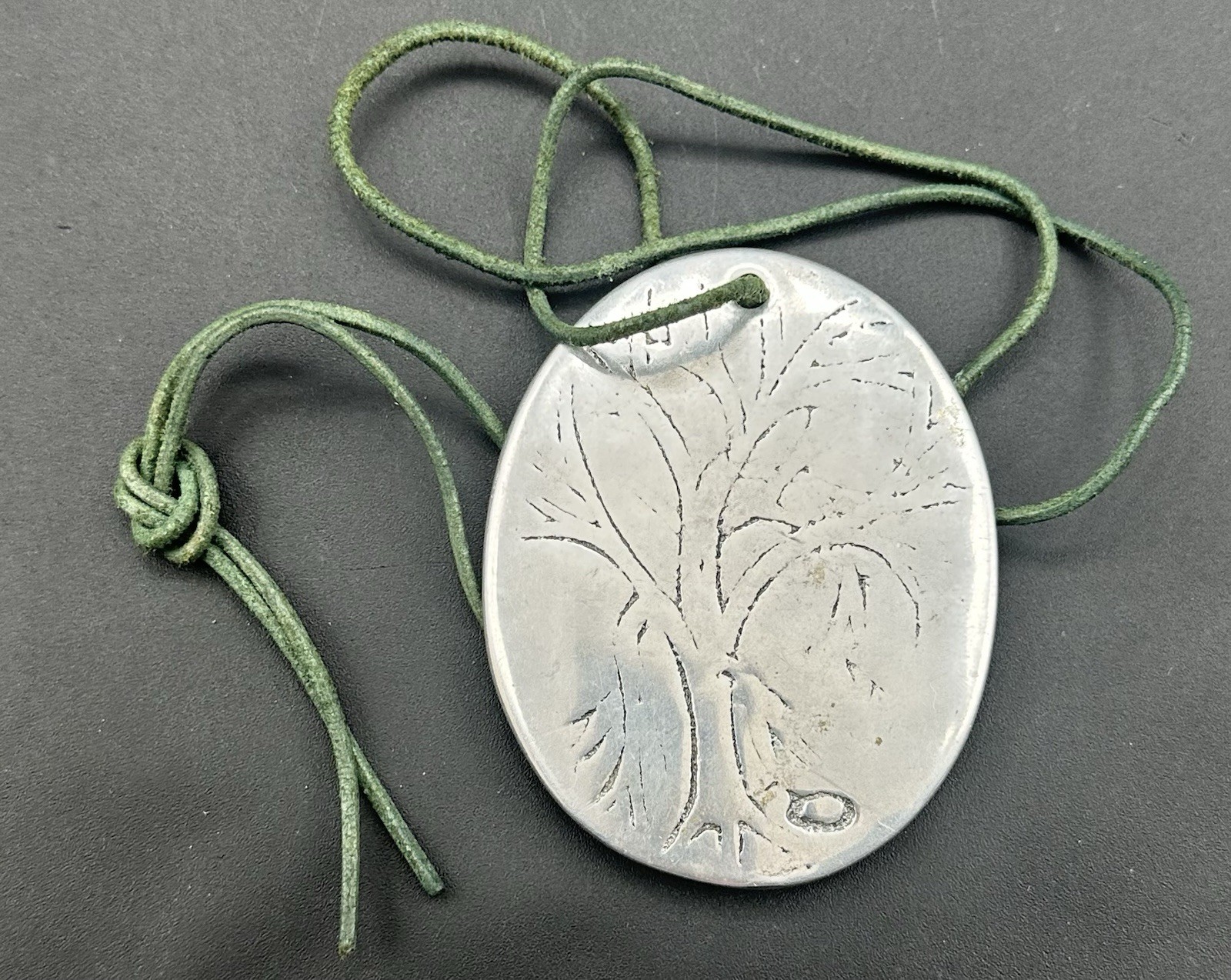 Hoselton Aluminum Tree of Life Pendant Disk Necklace Canada
