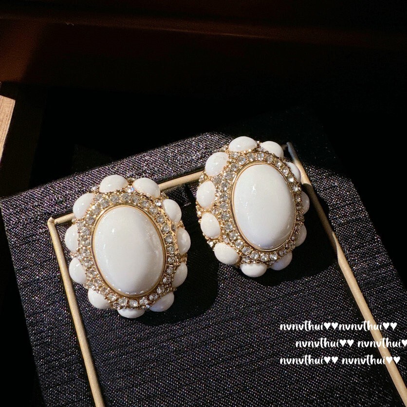 Sotheby’s Cream Egg Flower Gemstone Vintage Gold Cream Rose Zircon Earrings