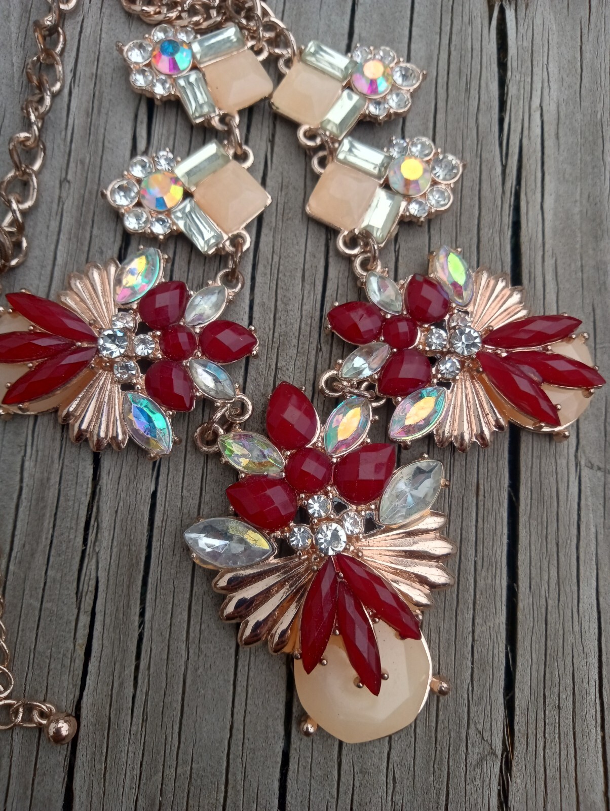 Vtg Rhinestone Bib Statement Necklace Red, Peach & Aurora Borealis