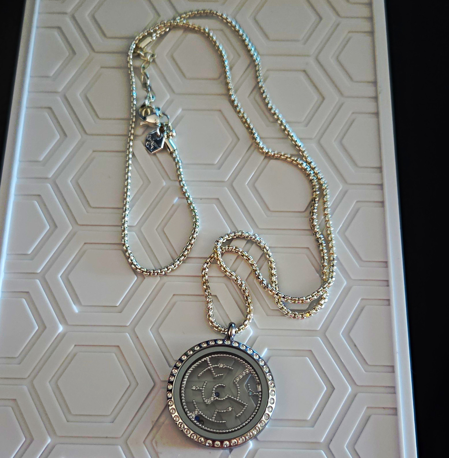 Origami Owl Silver Hinge Locket W/ Maze Window & Chain