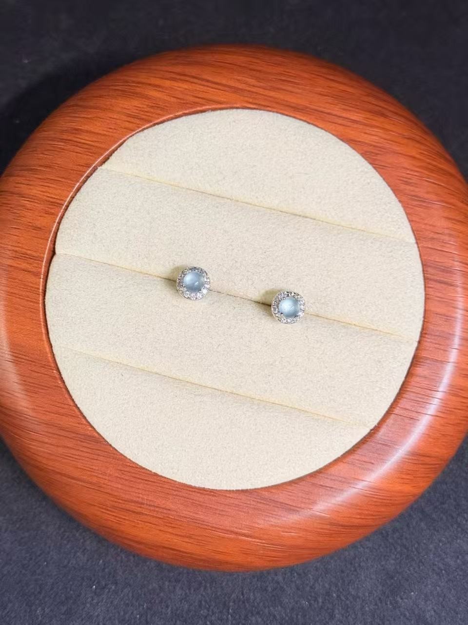 Nice 100% Natural sky blue jadeite stud earrings