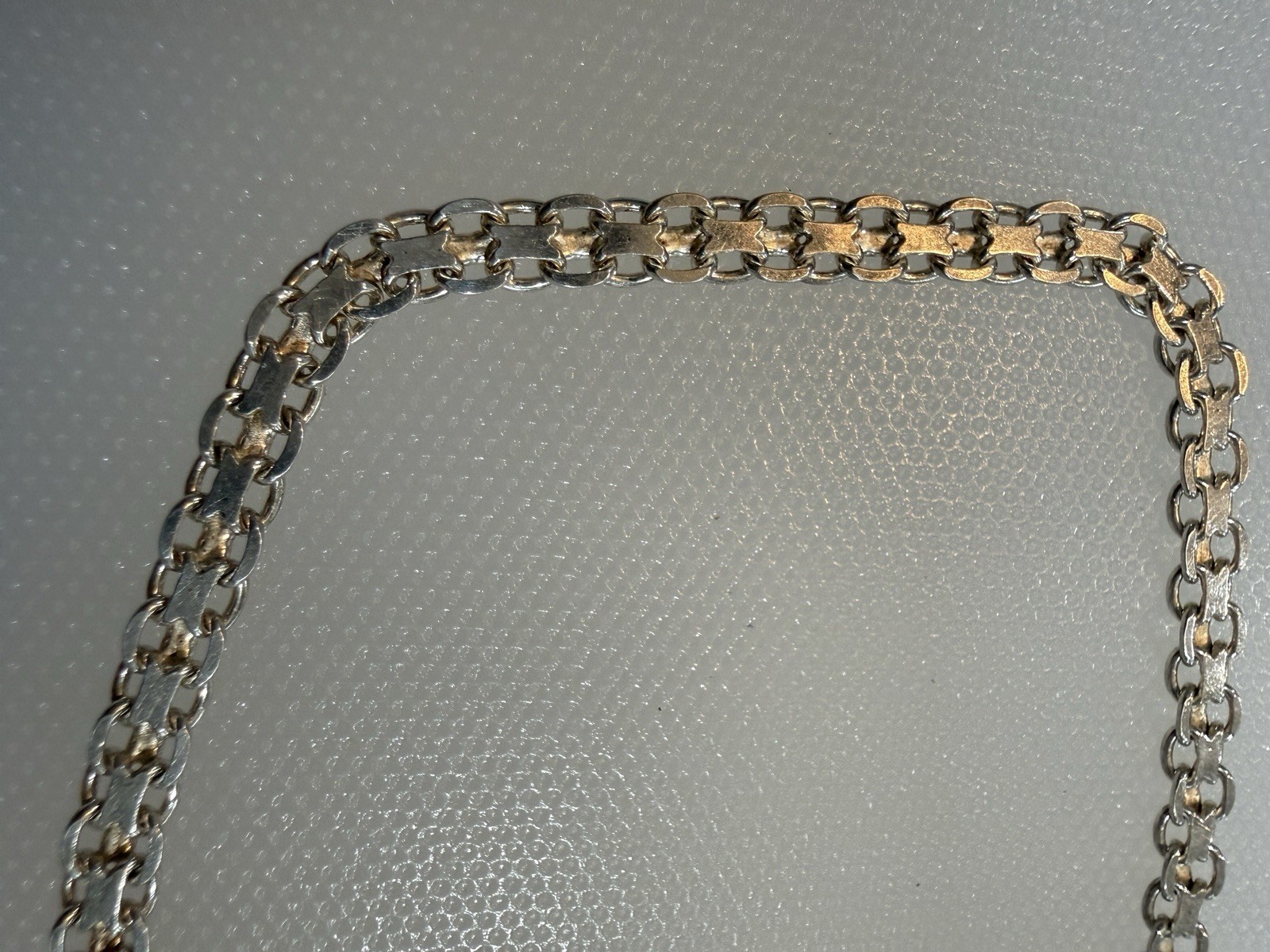 Glo Bismark Chain Bracelet 7.5in Round Lobster Clasp 5grams Made in Italy