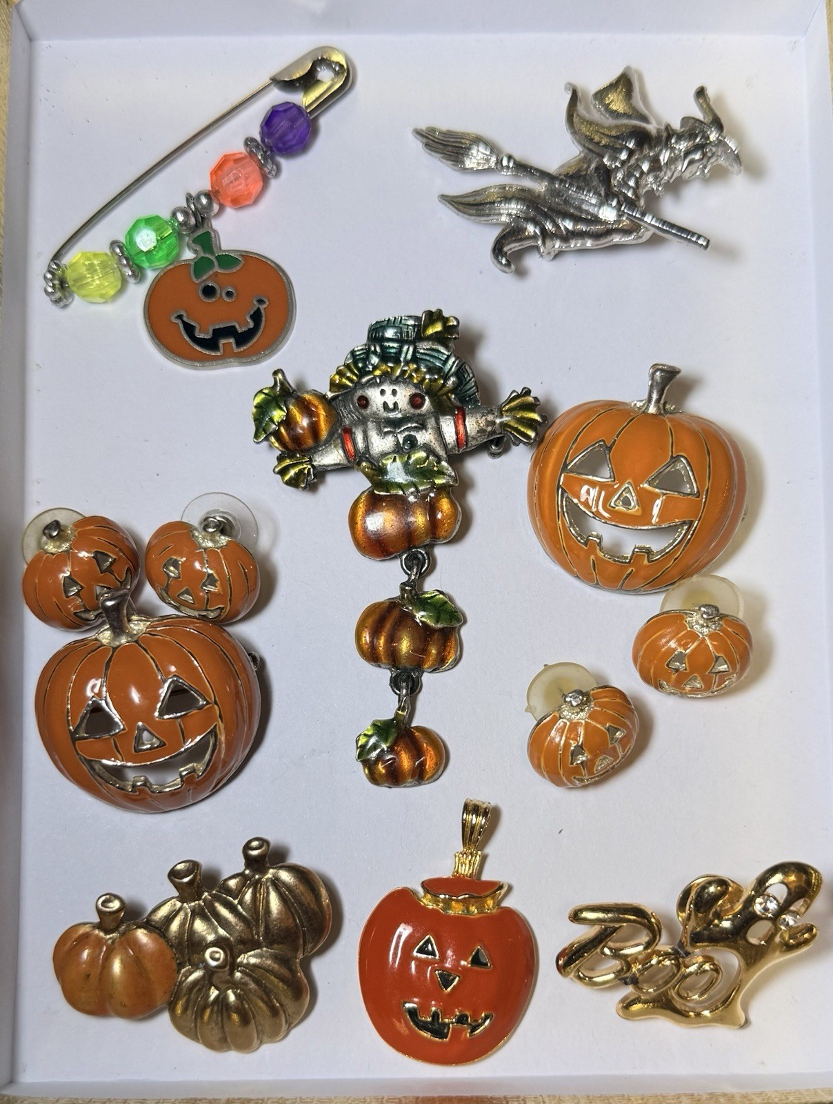 Lot of Halloween Enamel & Rhinestone Dangle Brooch Pins Witch Hat Bat Pumpkin