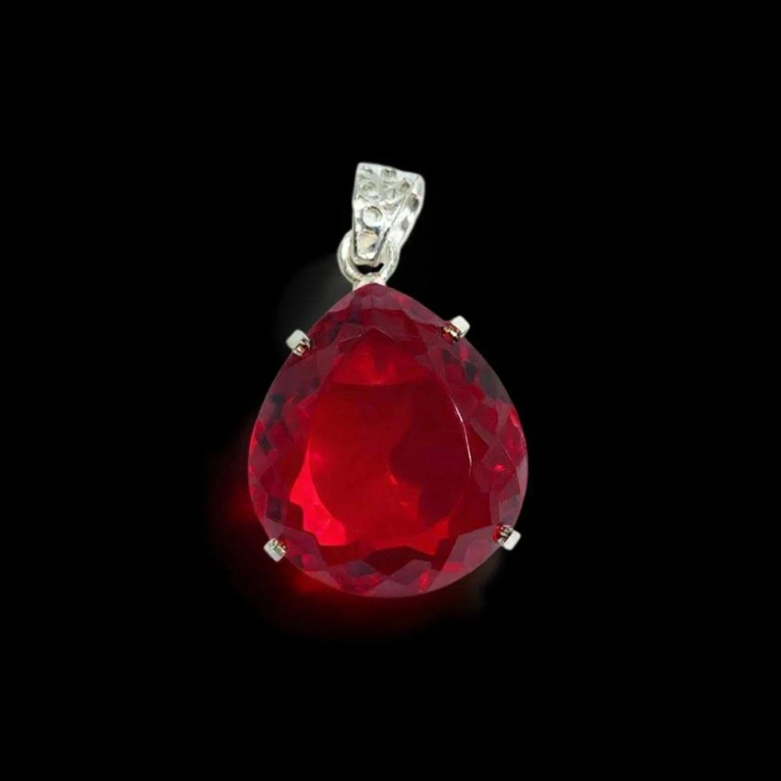 Certified 37.25 Ct Natural Red Red Ruby 925 Solid Silver Pendant Loose Gemstone