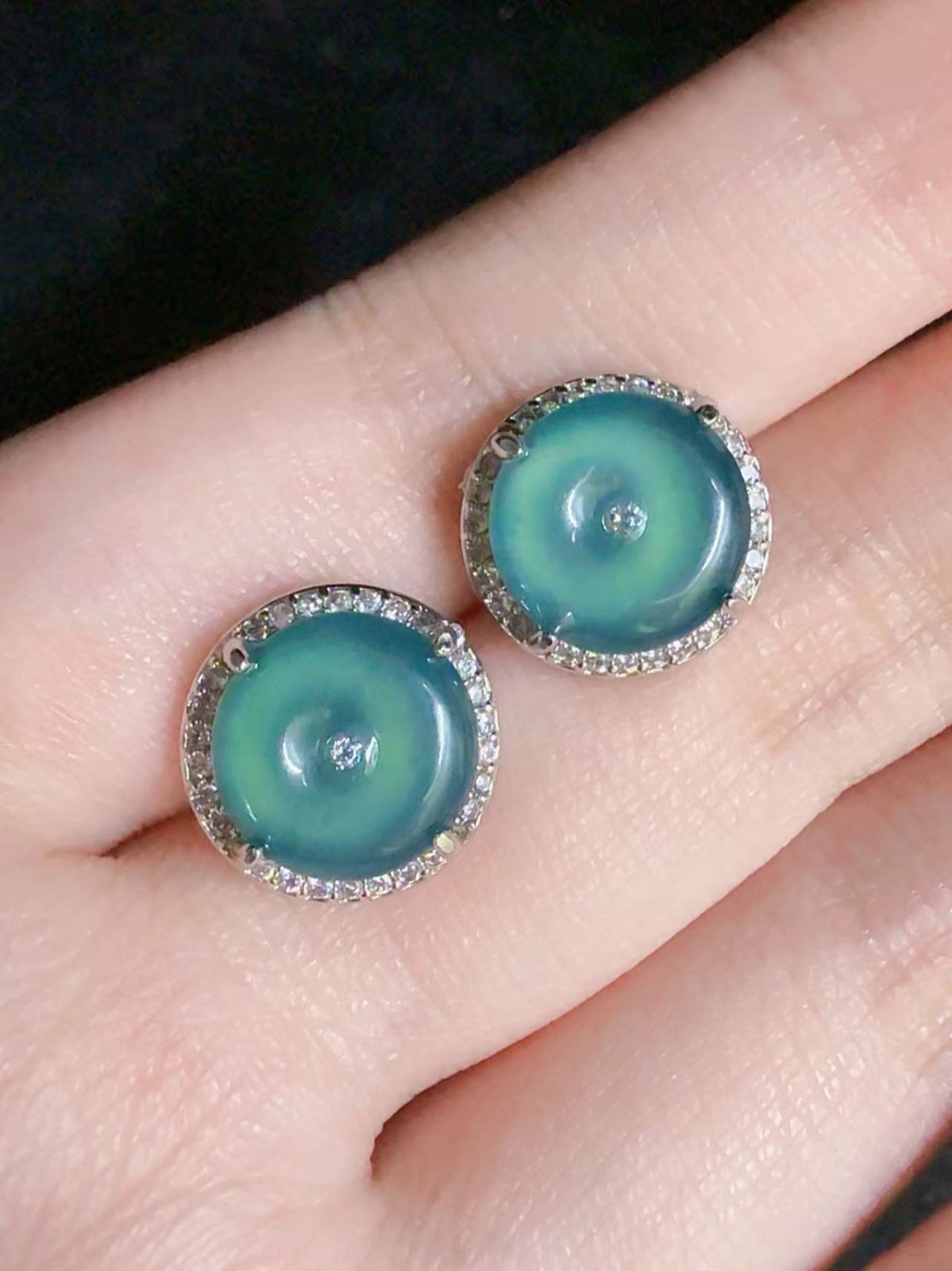 Nice Natural sky blue jadeite stud earrings