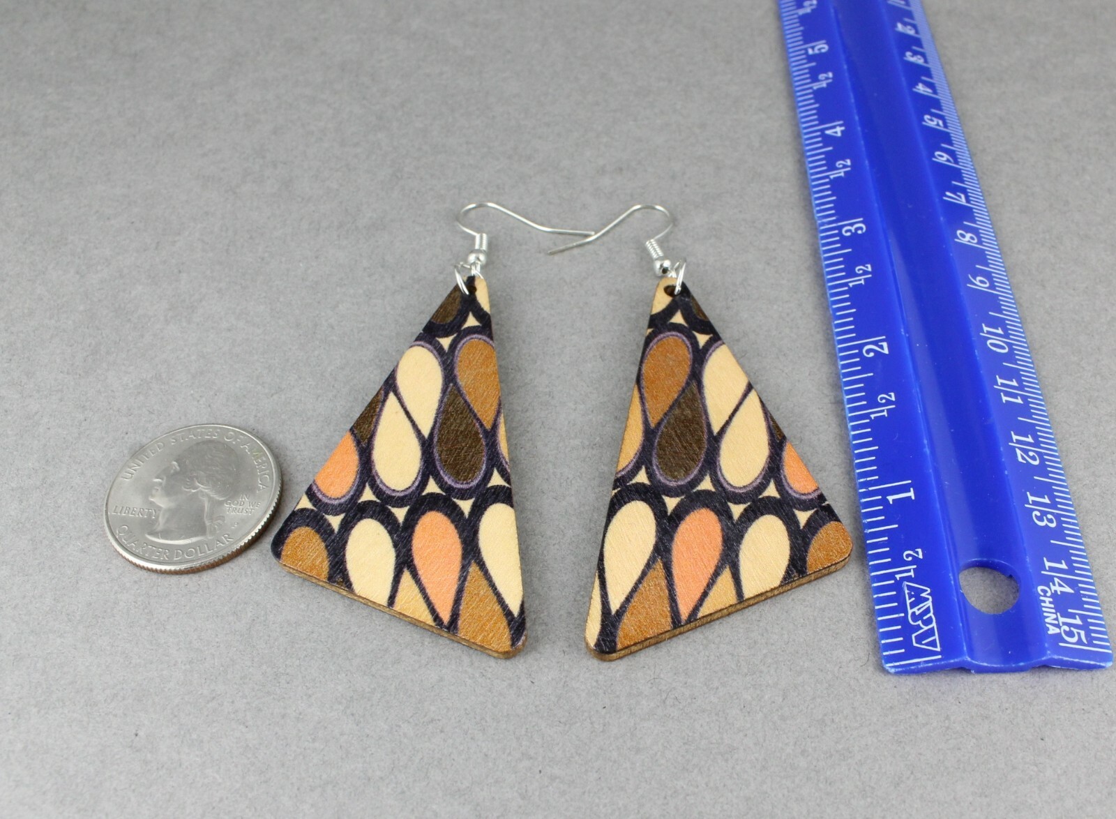 Brown Beige retro pattern earrings 70s look lightweight wood dangle 3 3/8″ long
