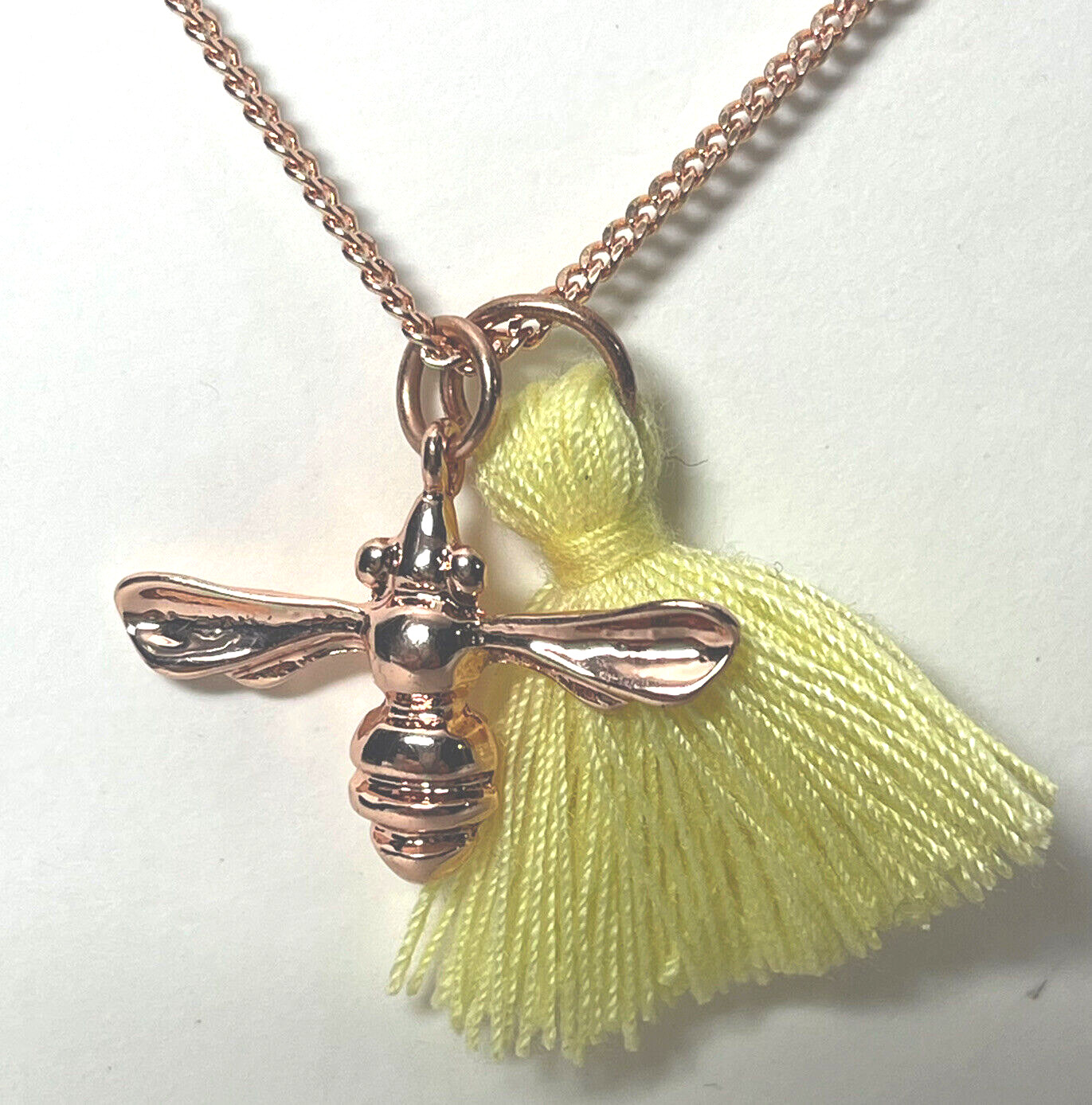 Girl’s Gymboree Bee Pendant Necklace Gold Tone Yellow Tassel Fashion Gift NWT