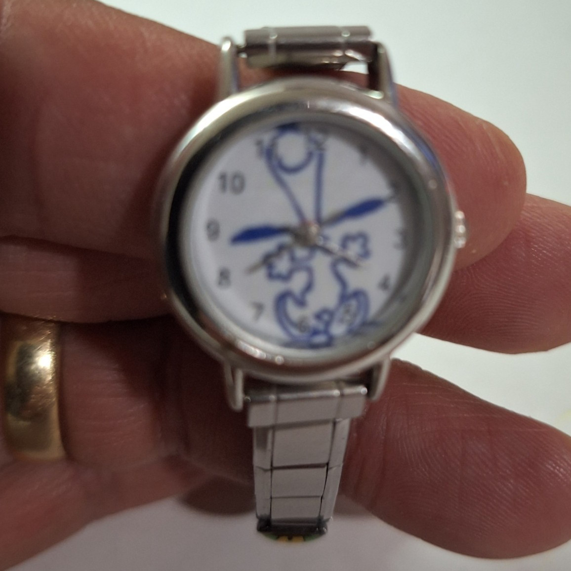 Vintage Snoopy Enamil Charms Casa D’Oro Watch Uberry Stainless Works New Battery