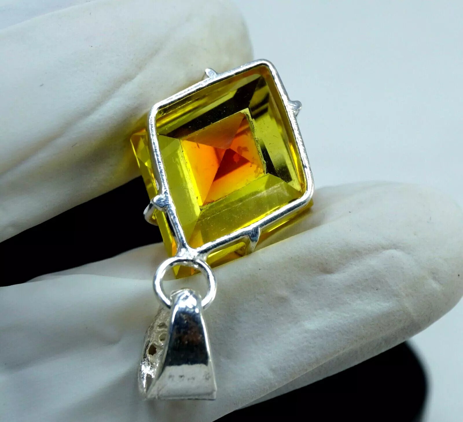 Unheated Fancy Natural 35 Ct Bi-Color Pitambari Sapphire 925 Silver Pendant Gem