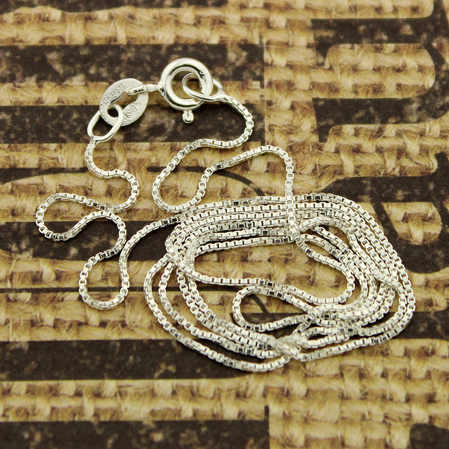 Sterling Silver Italian Box Chain 0.8 mm Thickness Chain Necklace Z05