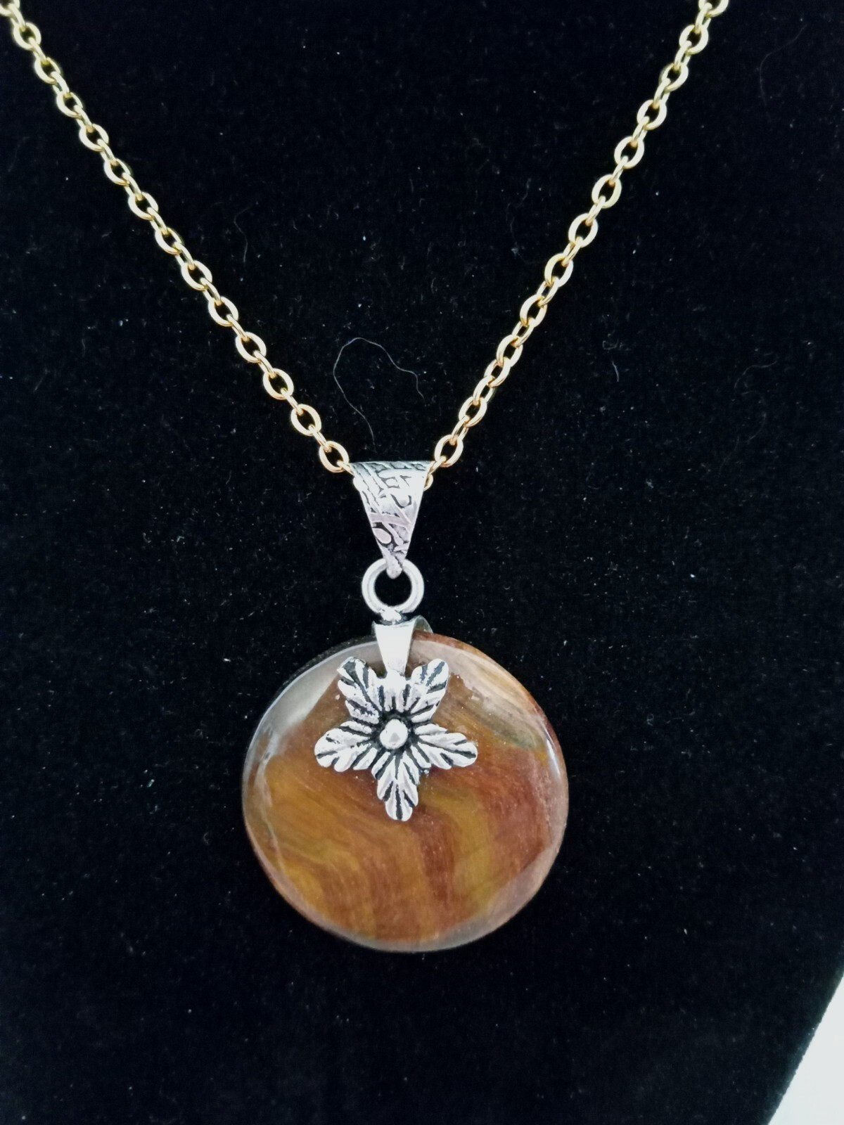 Reflective Copper tone striations stone pendant ornate siver bale w/ chain
