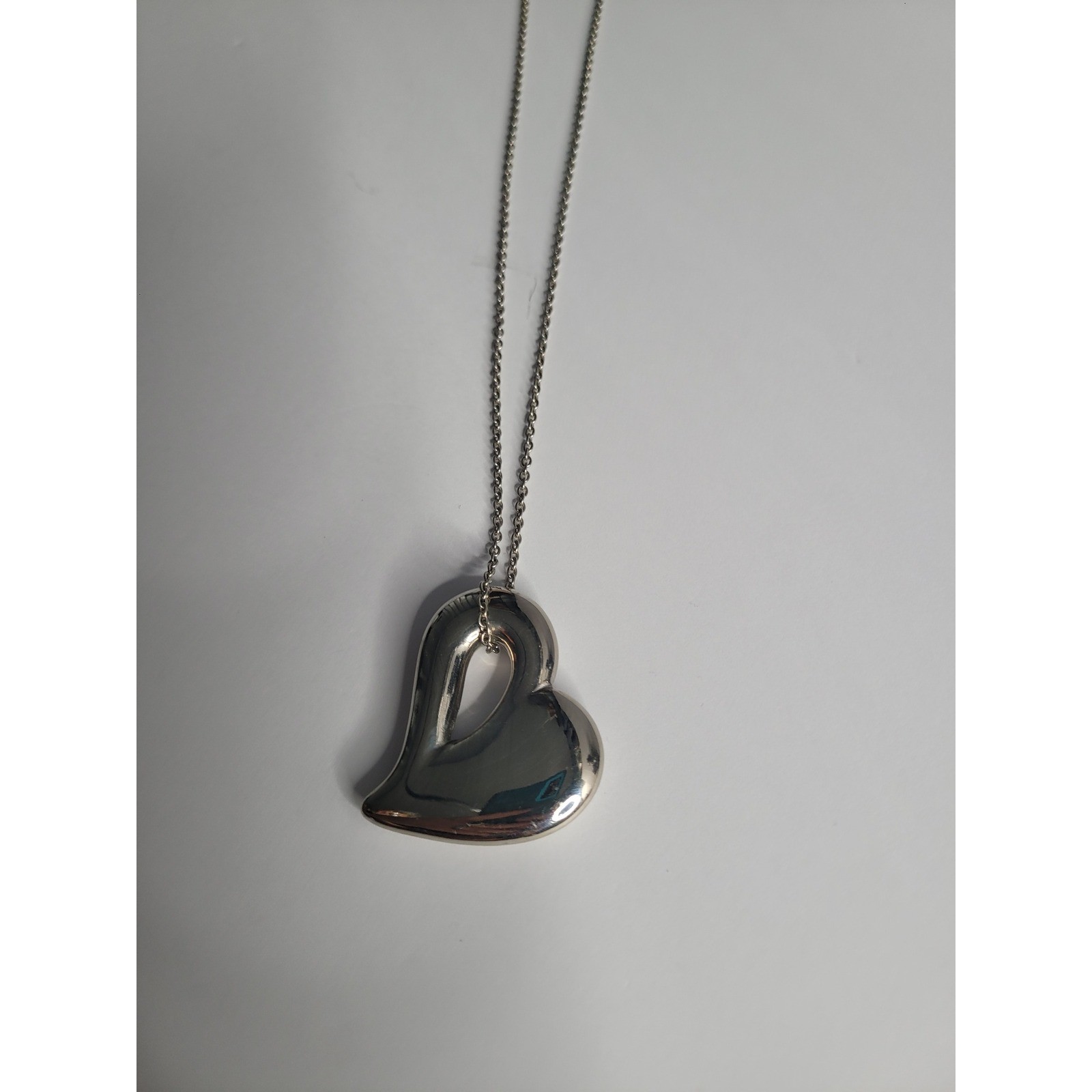 Silver Tone Open Heart Pendant Necklace Polished Sculptural Minimalist Jewelry