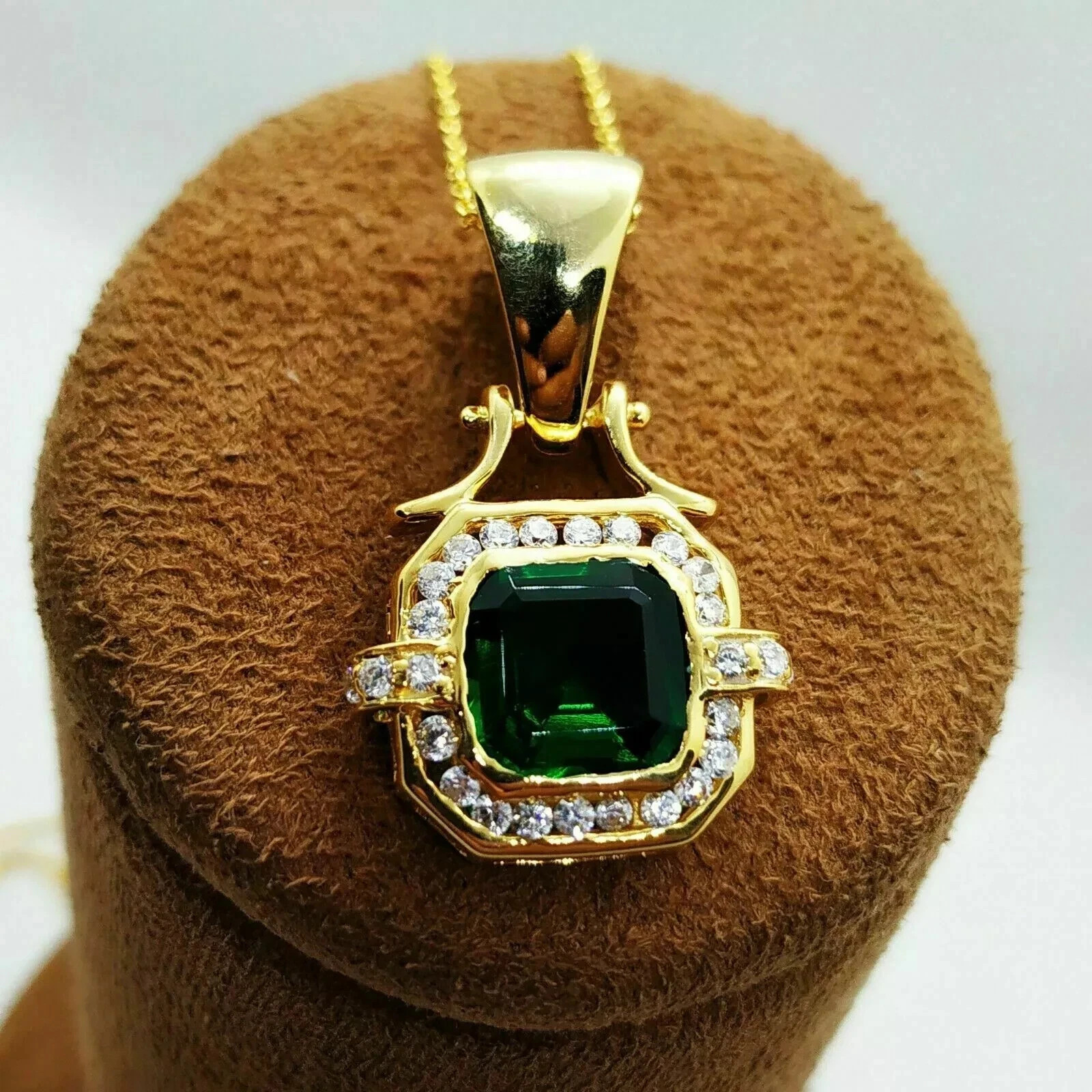 2Ct Asscher Cut Simulated Green Emerald Women’s Pendant Necklace 14k Gold Plated