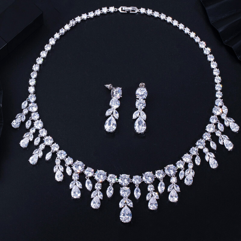 CWWZircons CZ Big Dangle Drop Bridal Wedding White Necklace Earrings Jewelry Set