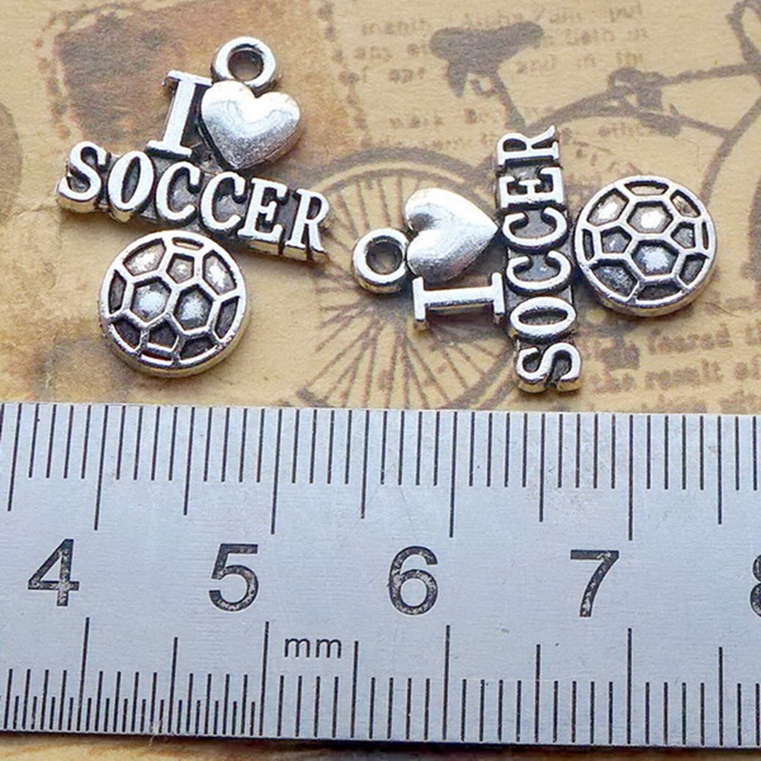 15/40PCS Antique Silver I LOVE SOCCER Charm Pendant, Sports Charm CC168